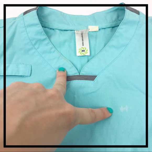 URBANE SPORT SCRUB TOP Size XS - Picture 3 of 3